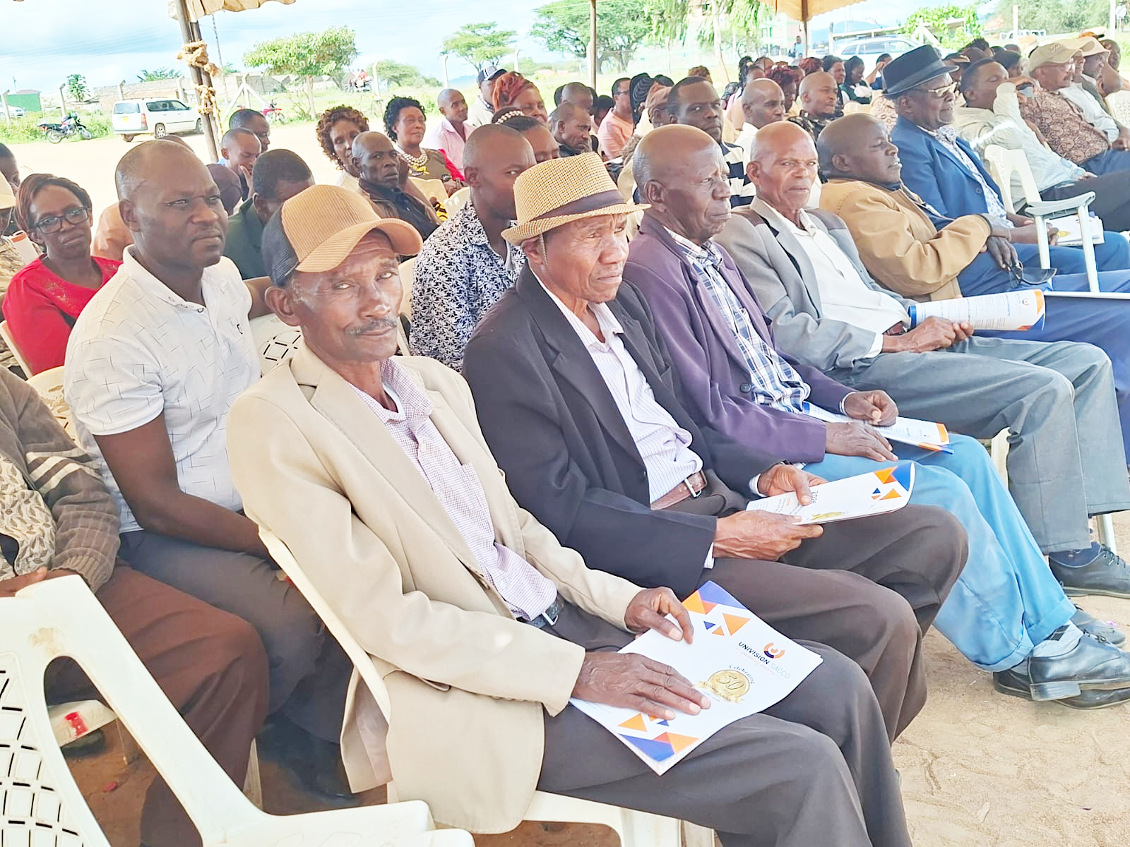 uUnivision DT Sacco members follow proceedings